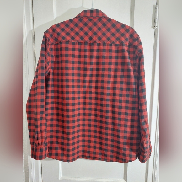 Akademiks Gingham Buffalo Check Size Med Button Down Plaid Preppy Corp Christmas - Picture 6 of 6